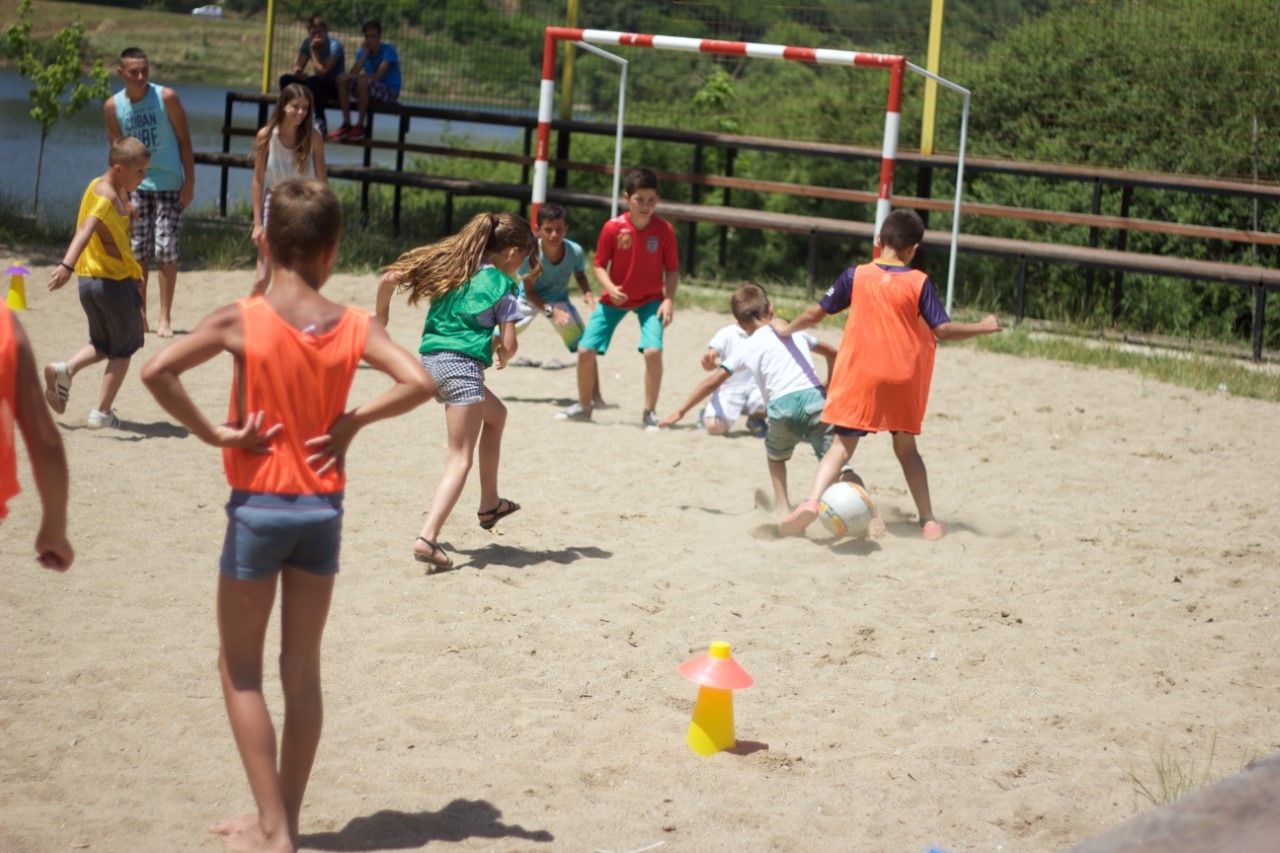 GLOBAL NOTES: Trips Review 2016